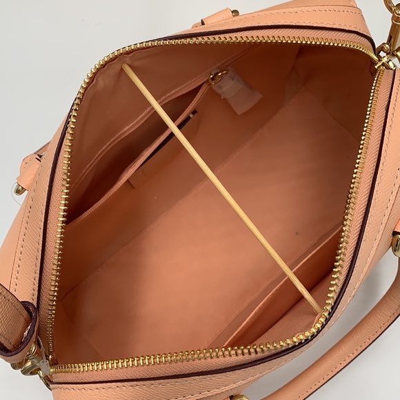 COACH ROWAN SATCHEL COLOR:
Gold/Faded Blush - Picture 10 of 16